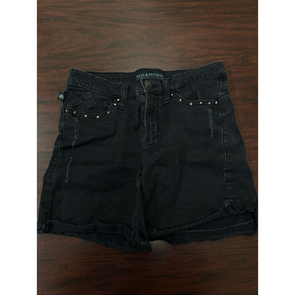 Rock & Republic Black Bumpershoot Studded Shorts Size 6